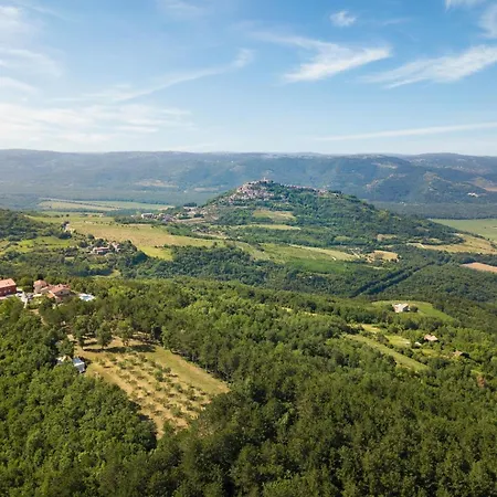 Clara Meloni * Motovun